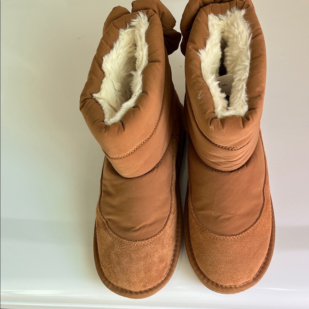 Zara Tan Boots with Plush Lining